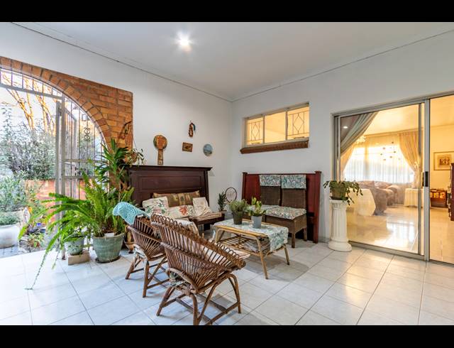 4 BEDROOM HOUSE FOR SALE IN HIGHLANDS NORTH